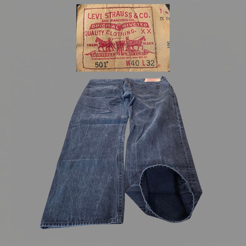 2000s Black Levi 501xx Denim Jeans (40x30)
